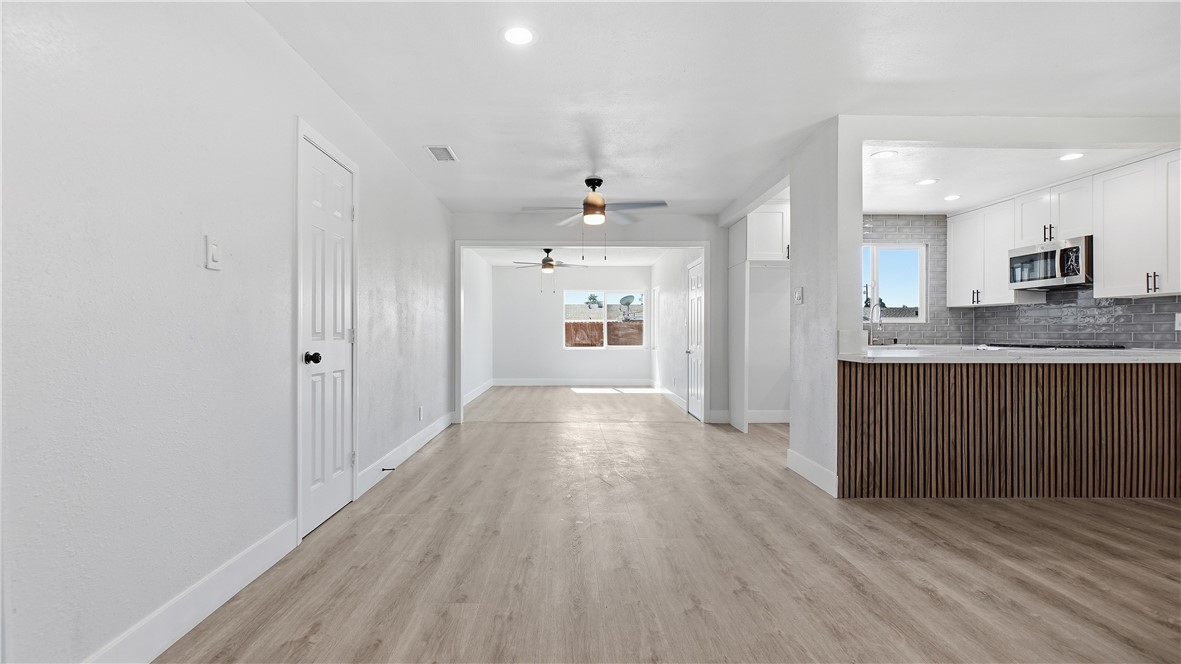 555 W Morgan Property Photo 3