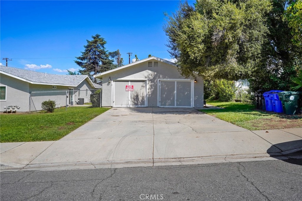 35224 Avenue B Property Photo 3