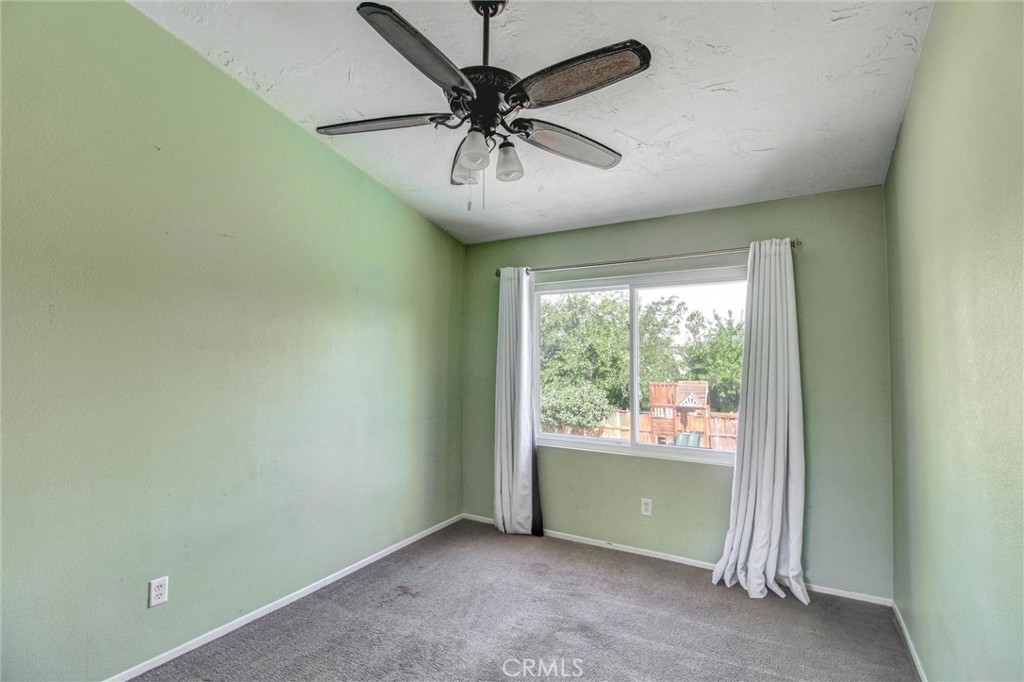 12757 Trotters Lane Property Photo 28