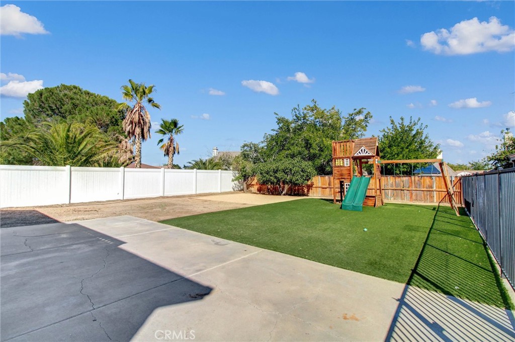 12757 Trotters Lane Property Photo 41