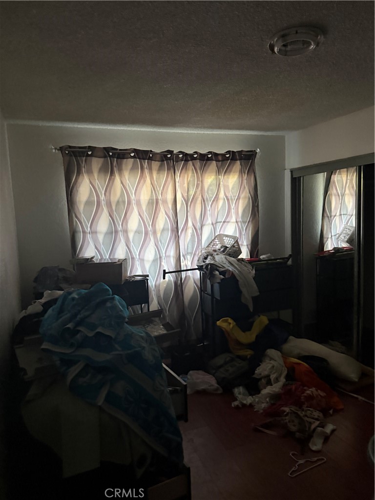 1849 W 30th Property Photo 17