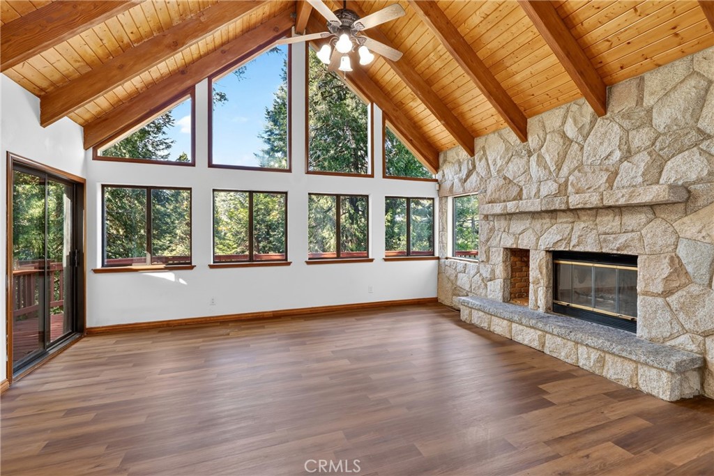 279 S Cumberland Property Photo 4