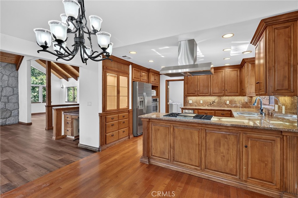279 S Cumberland Property Photo 12
