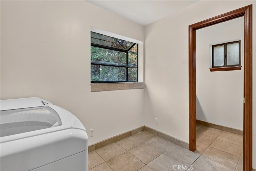 279 S Cumberland Property Photo 44