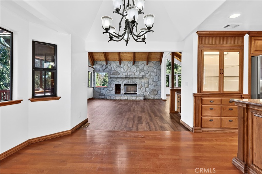 279 S Cumberland Property Photo 46