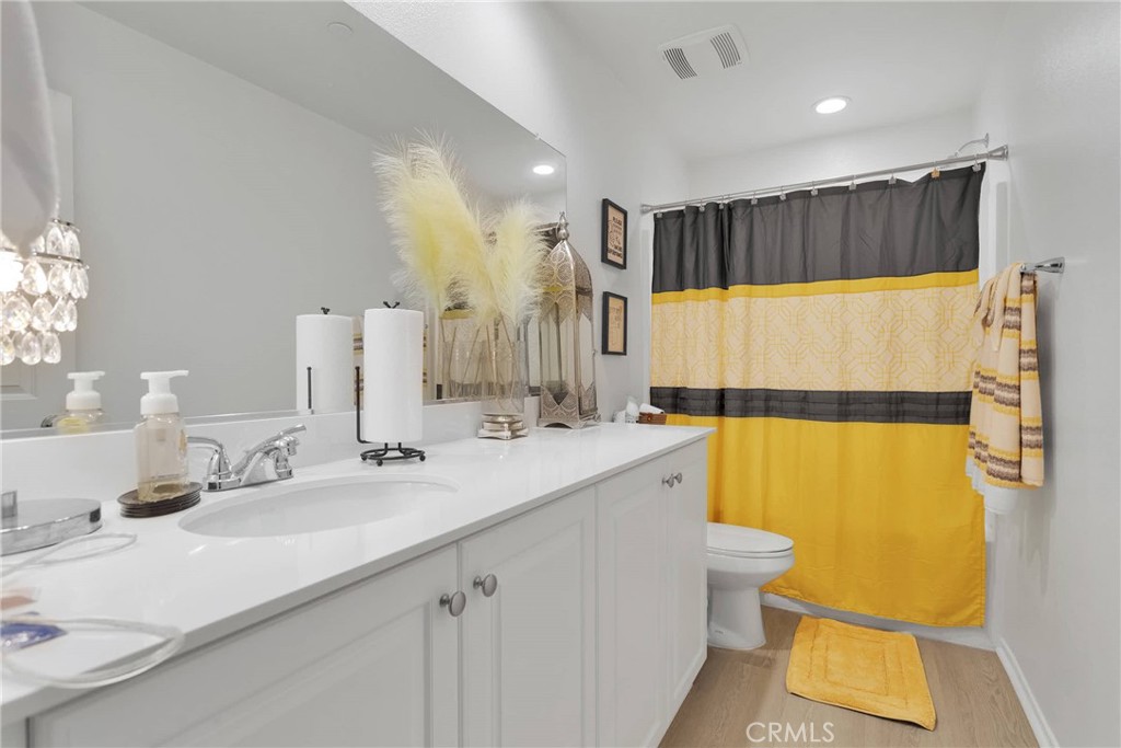 14335 Plymouth Street Property Photo 41