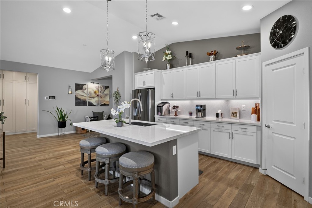 30940 Foxhollow Property Photo 14