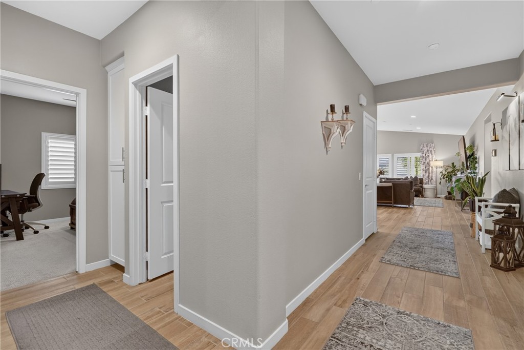 30940 Foxhollow Property Photo 43