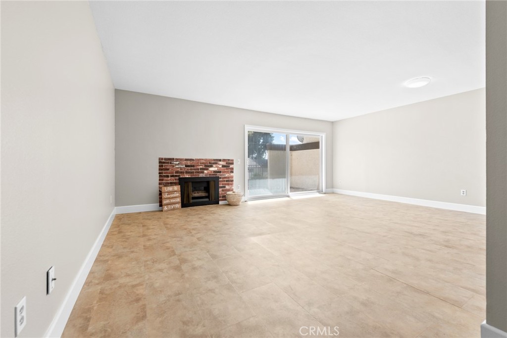 4679 Maxwell Court Property Photo 2
