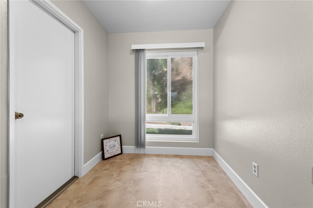 4679 Maxwell Court Property Photo 8
