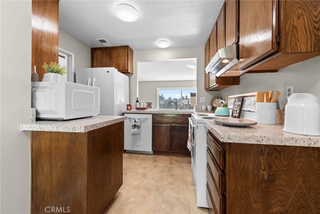 4679 Maxwell Court Property Photo 9