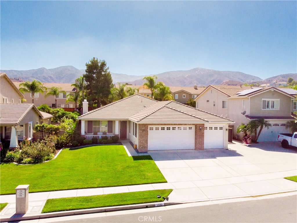 1330 Stuart Circle Property Photo 1