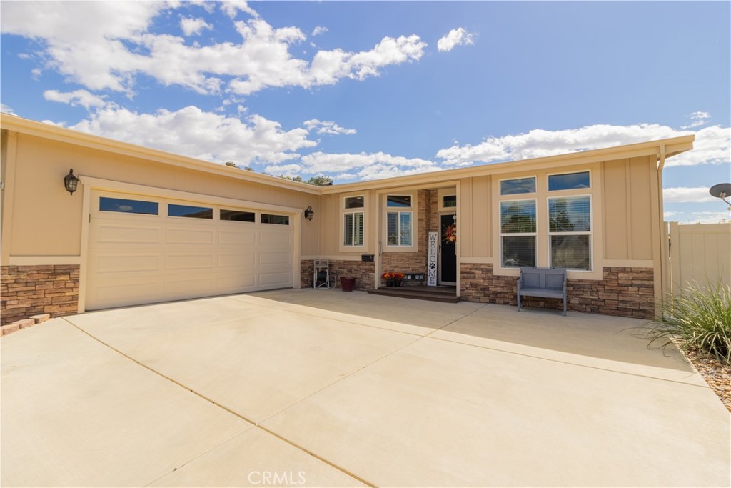 10961 Desert Lawn Dr (527 Robellini Rd) 527 Property Photo 1