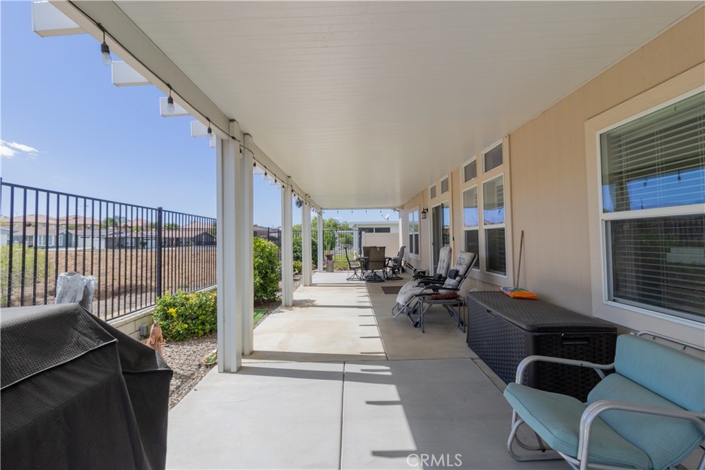 10961 Desert Lawn Dr (527 Robellini Rd) 527 Property Photo 19