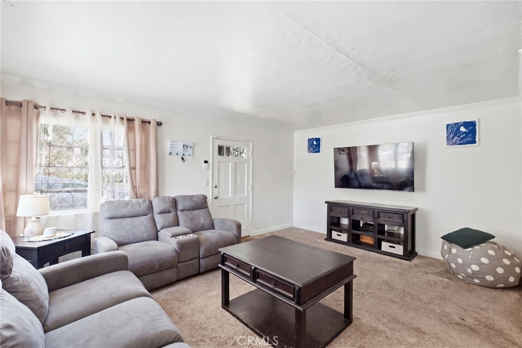 4570 Jurupa Property Photo 9