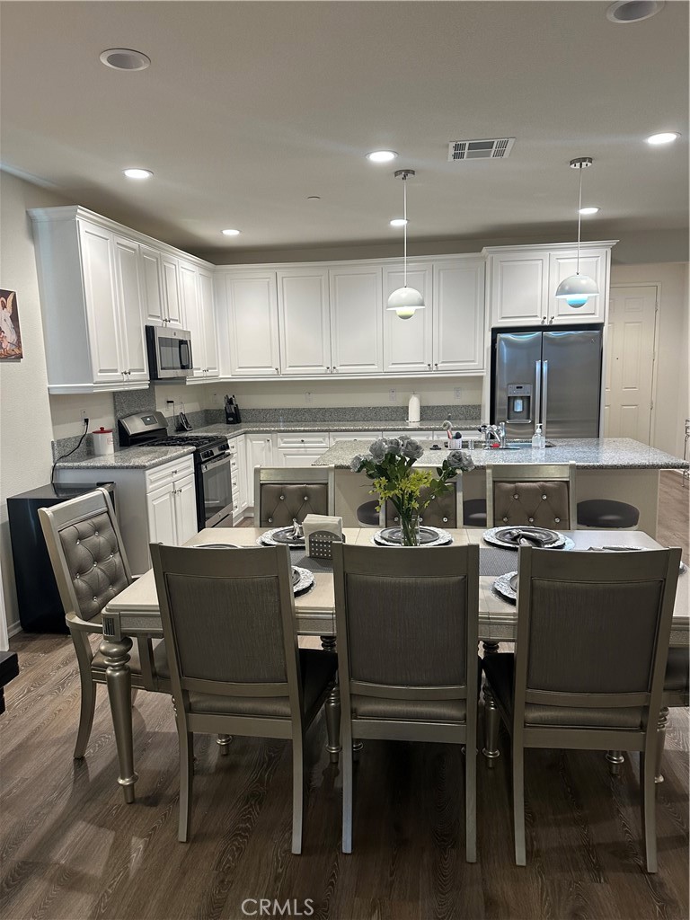 37718 Phelan Property Photo 4