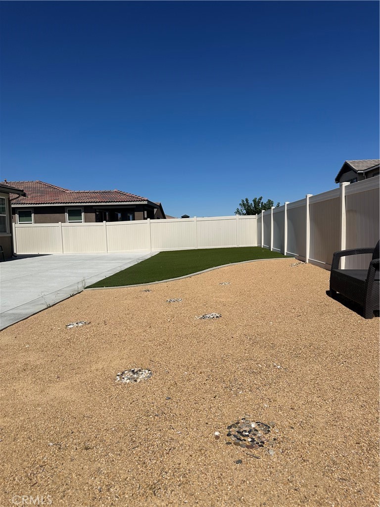 37718 Phelan Property Photo 18