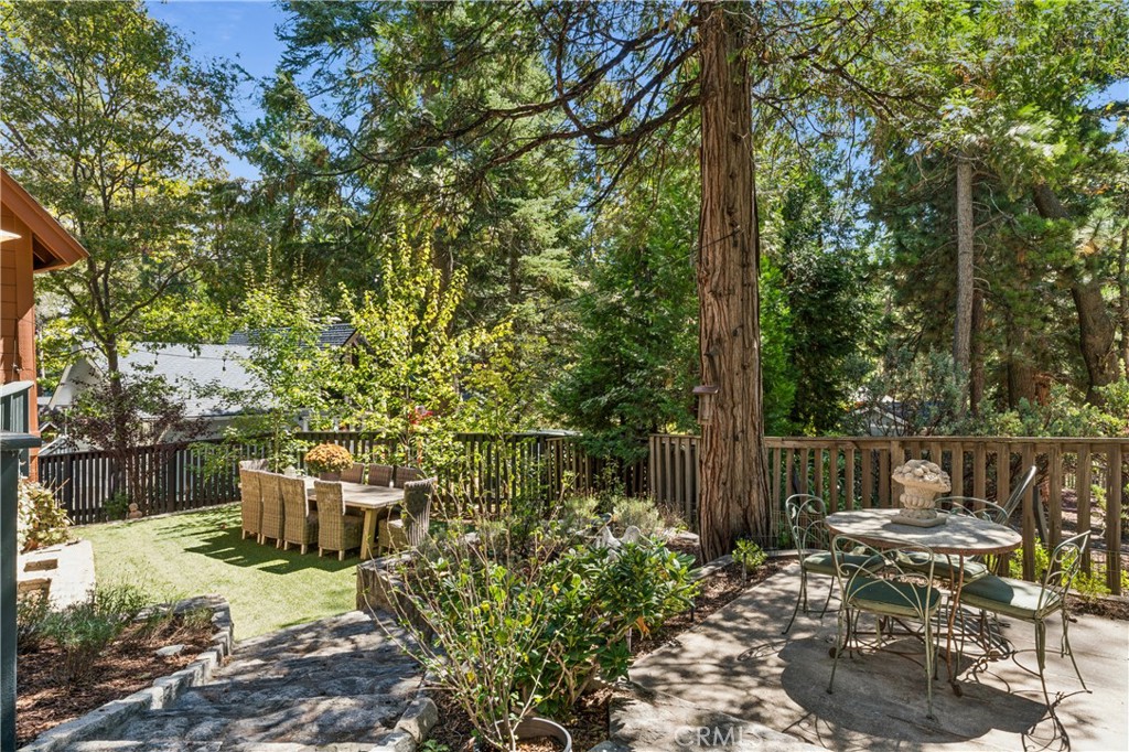 27403 Pinewood Drive Property Photo 22