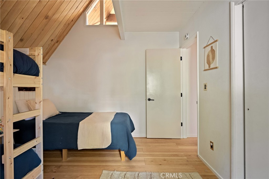 385 Birchwood Property Photo 17