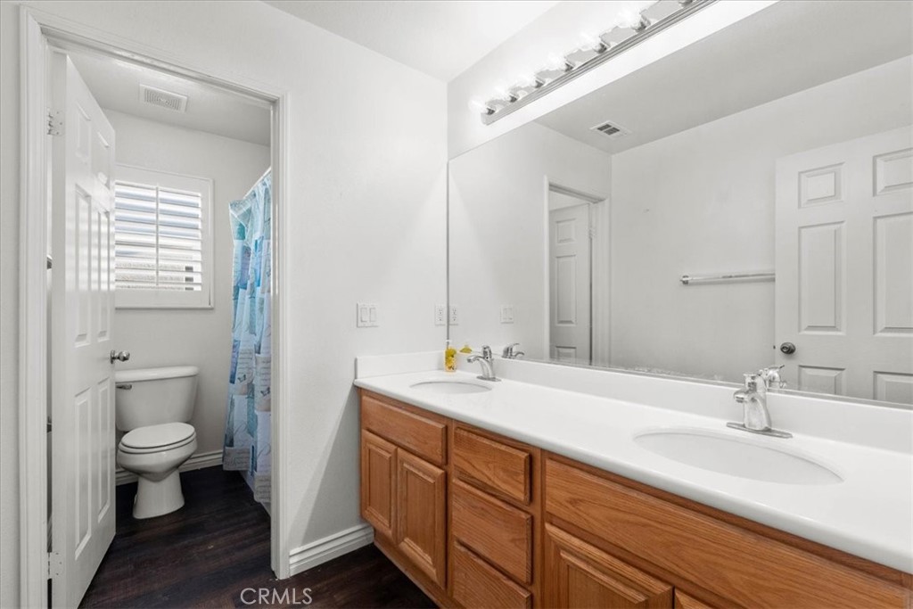 12269 Bali St Property Photo 19