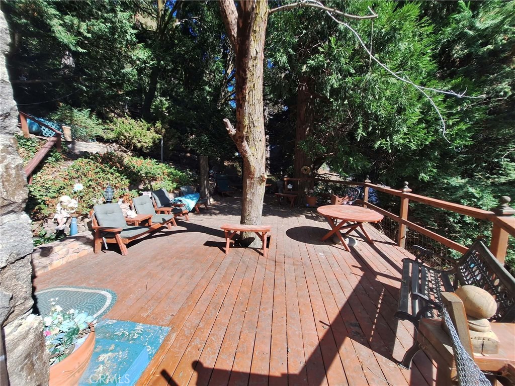 21515 Sawpit Canyon Property Photo 24