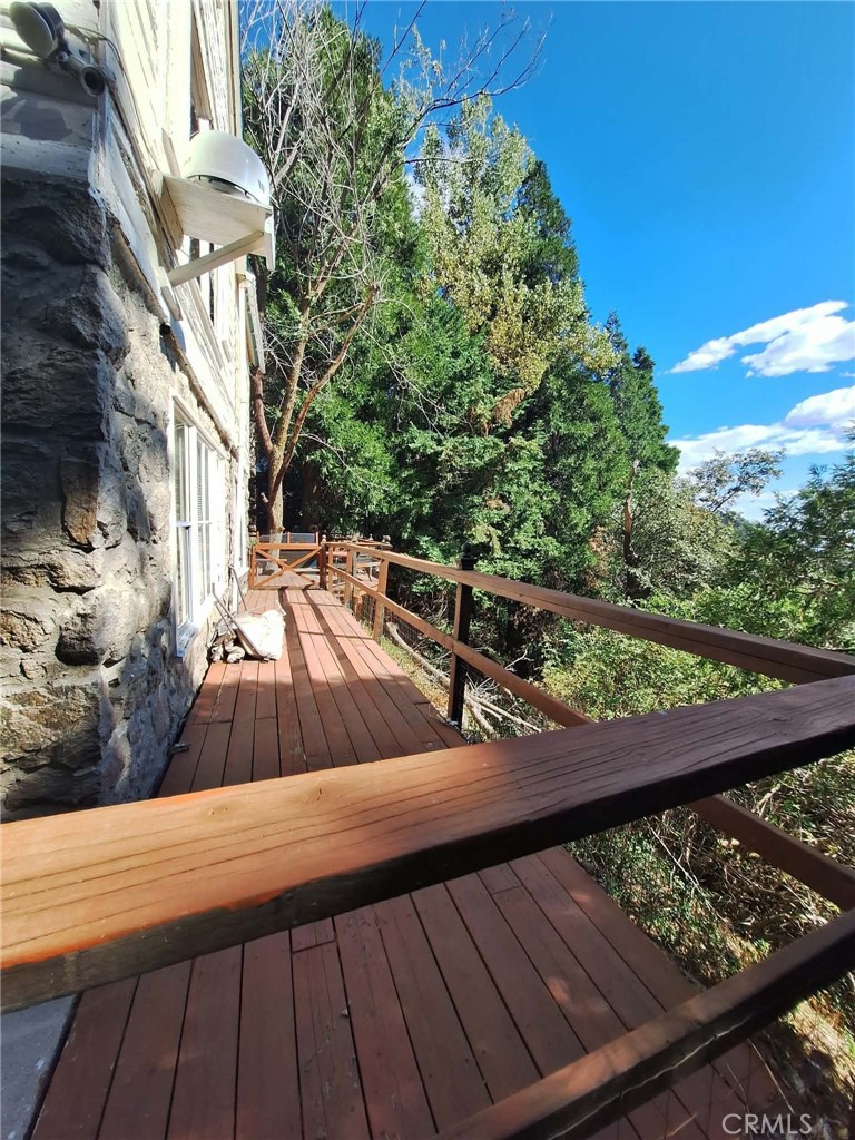 21515 Sawpit Canyon Property Photo 26