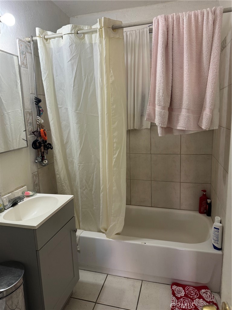 208 E Olive Property Photo 17