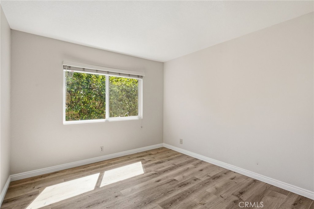 901 Lytle Property Photo 16