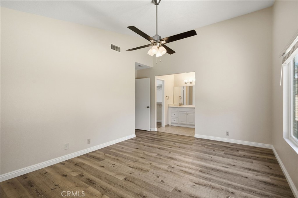 901 Lytle Property Photo 23