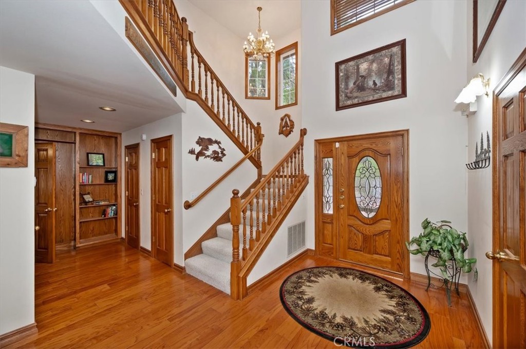 393 Brentwood Property Photo 5