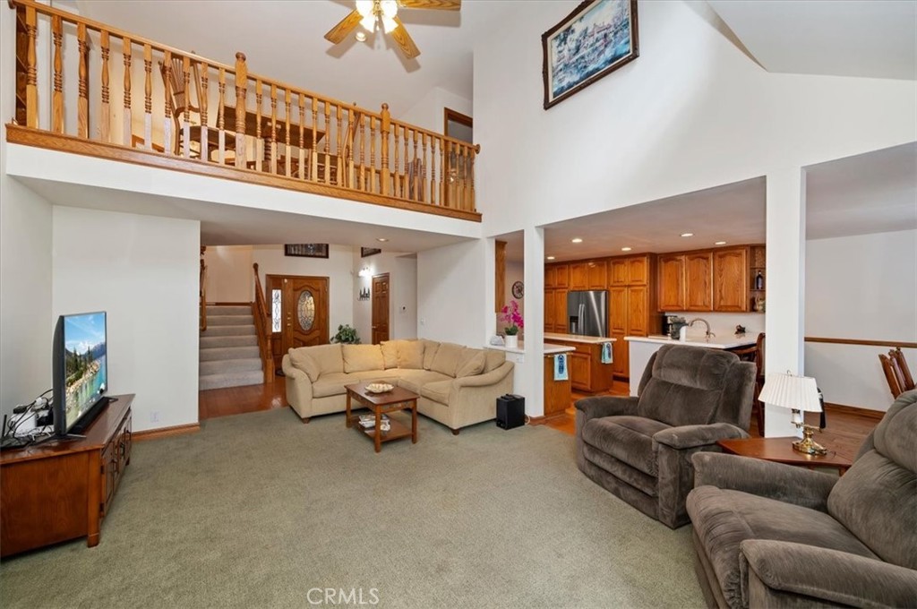 393 Brentwood Property Photo 7
