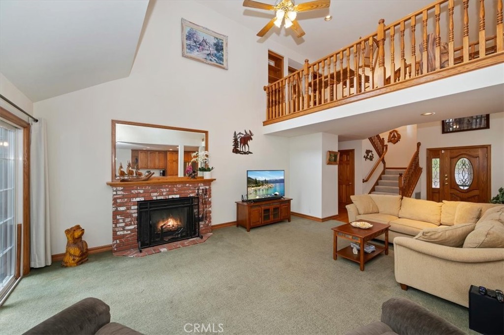 393 Brentwood Property Photo 8