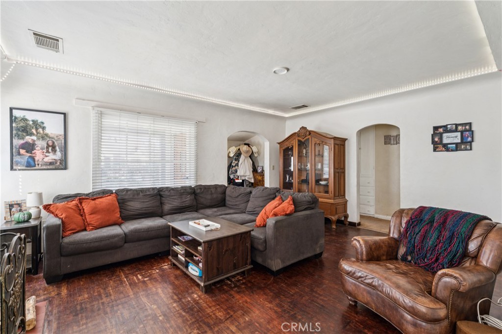 6925 Barton Property Photo 6