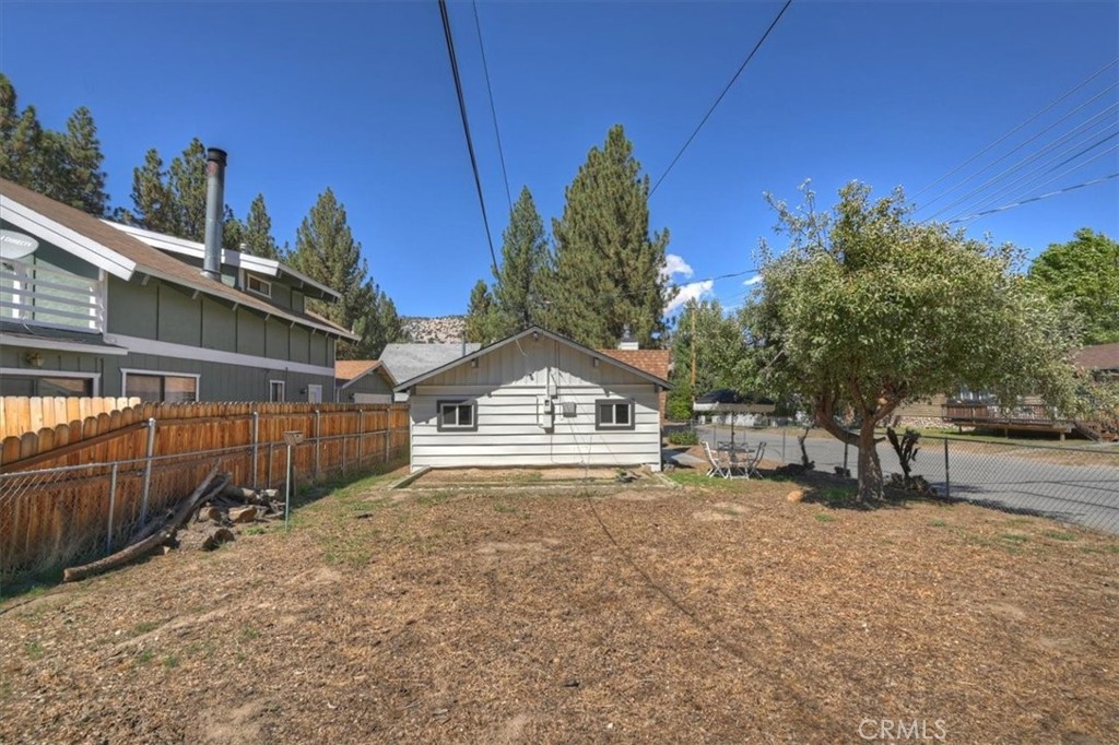 753 Elysian Property Photo 32