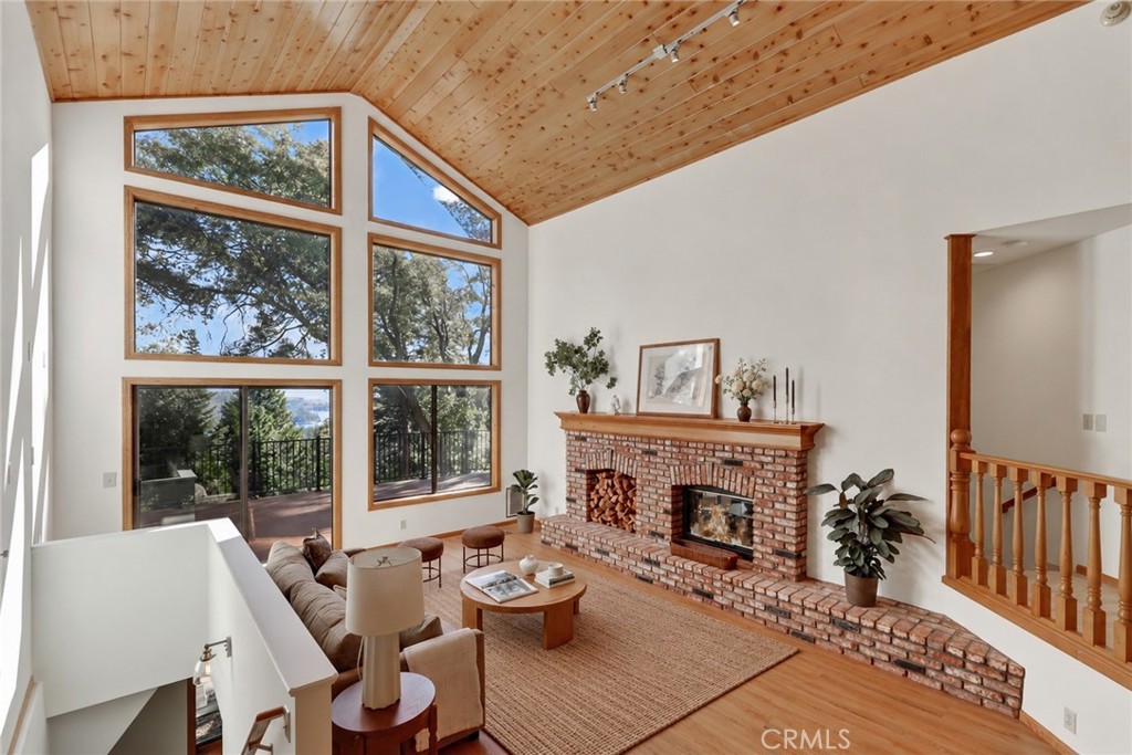 229 Shasta Property Photo 1