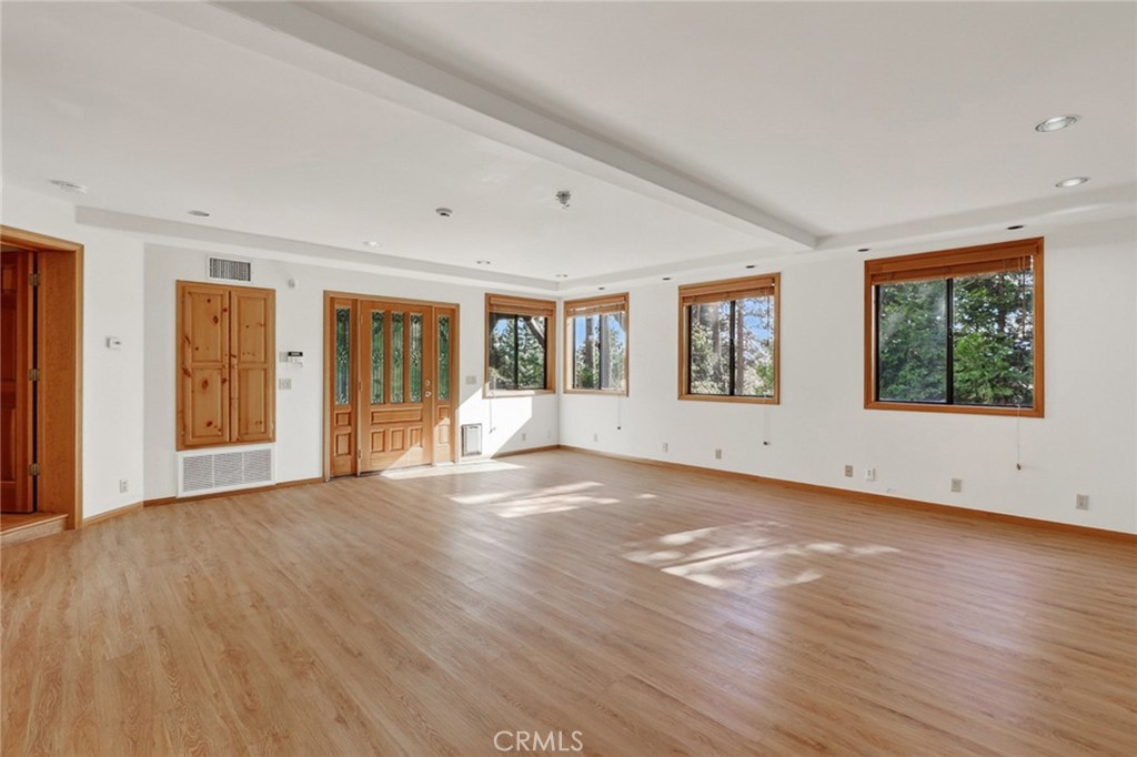 229 Shasta Property Photo 24
