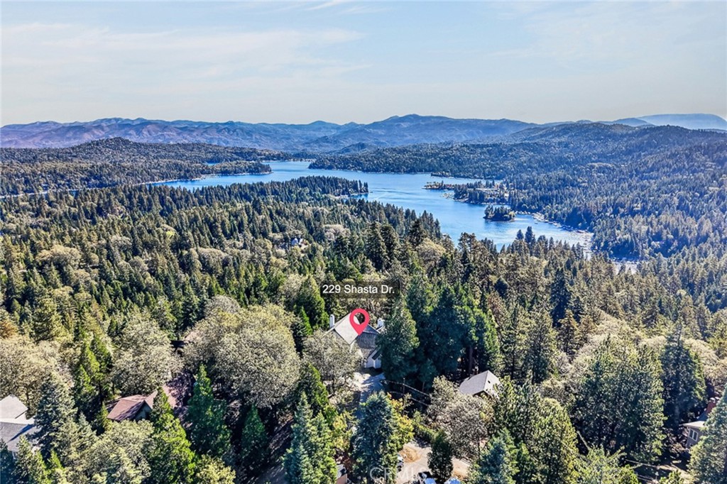 229 Shasta Property Photo 29