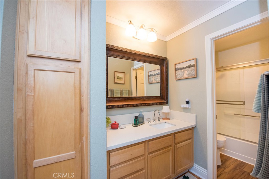 2375 Del Mar Way 101 Property Photo 21