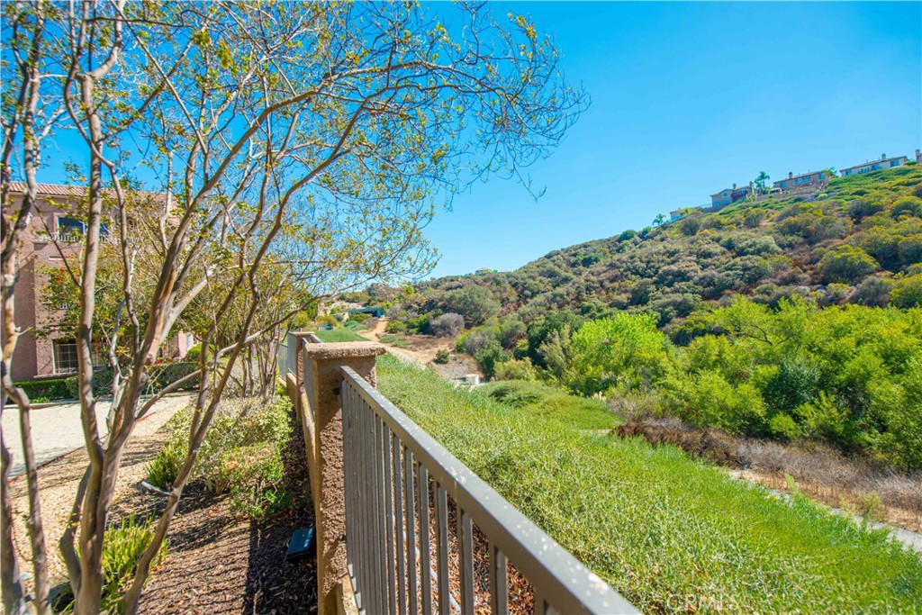 2375 Del Mar Way 101 Property Photo 35