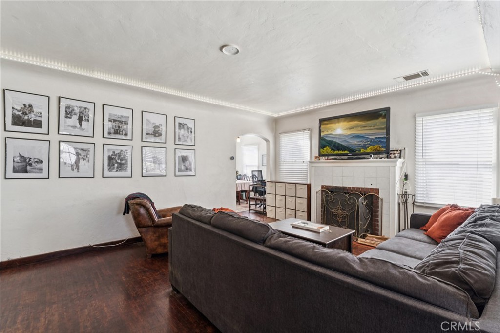 6925 Barton Property Photo 5