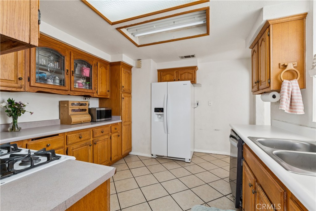 6925 Barton Property Photo 9