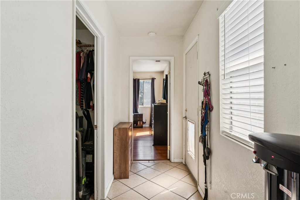 6925 Barton Property Photo 12