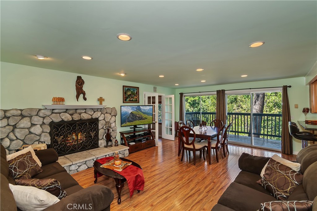 1468 Golden Rule Lane Property Photo 2