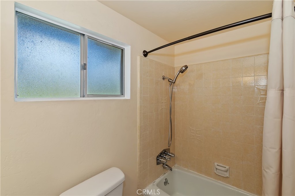 1468 Golden Rule Lane Property Photo 24