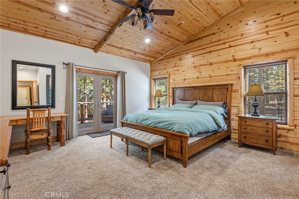 1520 Fallbrook Court Property Photo 17