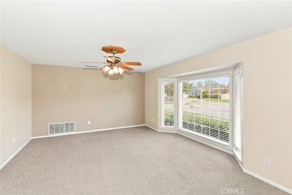 4376 Drury Court Property Photo 5