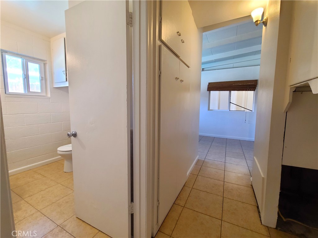 1321 Campus Avenue Property Photo 9