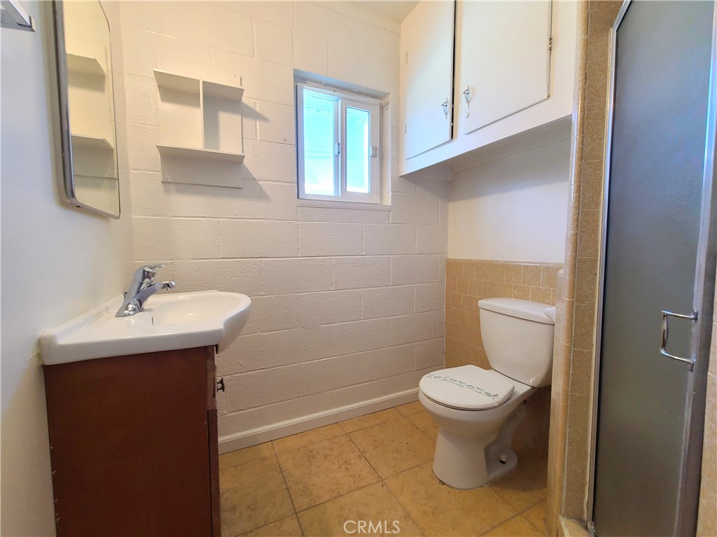 1321 Campus Avenue Property Photo 10