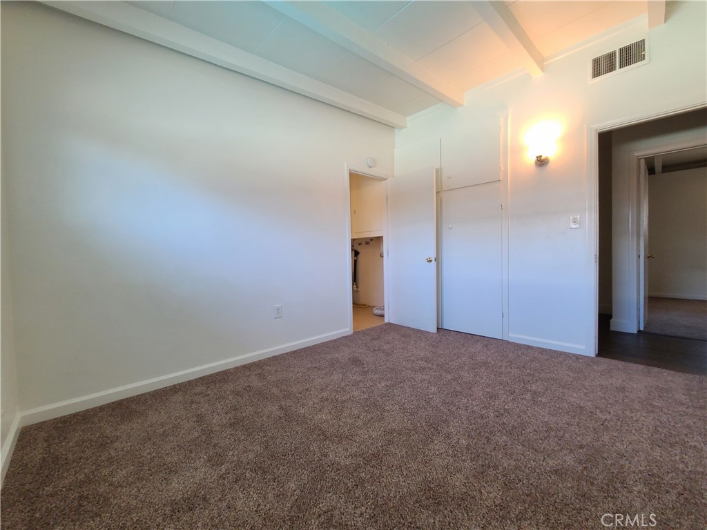 1321 Campus Avenue Property Photo 12