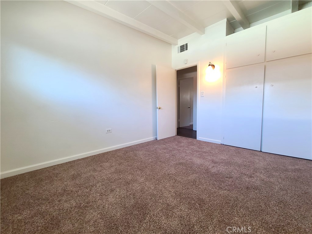 1321 Campus Avenue Property Photo 14